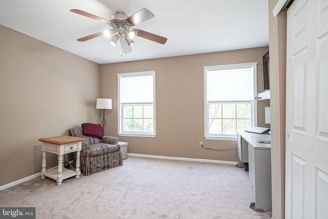 8 MELVILLE DR, Medford, NJ 08055