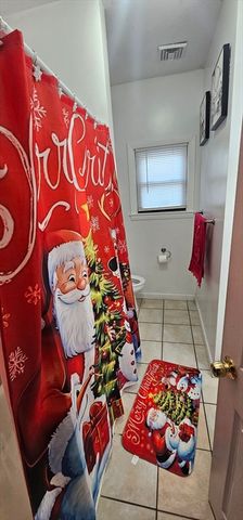 274 Pine St, Springfield, MA 01105