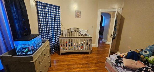 274 Pine St, Springfield, MA 01105