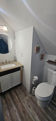 274 Pine St, Springfield, MA 01105