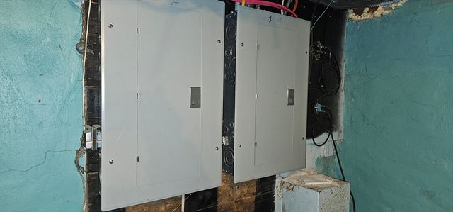 274 Pine St, Springfield, MA 01105