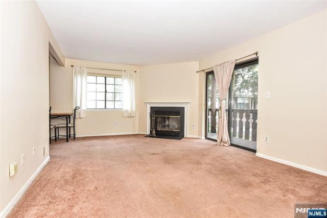 1804 Faulkner Court, Mahwah, NJ 07430