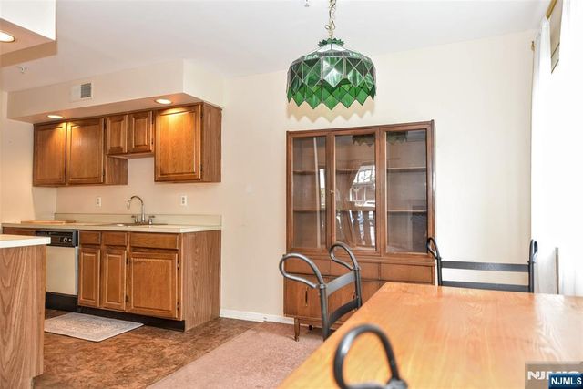 1804 Faulkner Court, Mahwah, NJ 07430