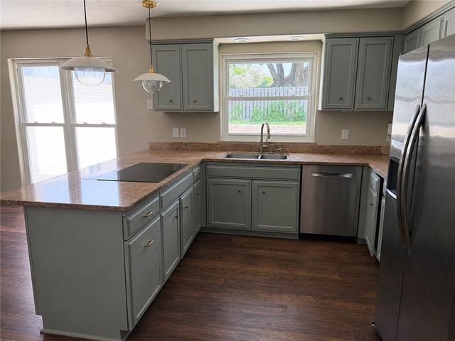 5502 Sarazen Dr, Corpus Christi, TX 78413