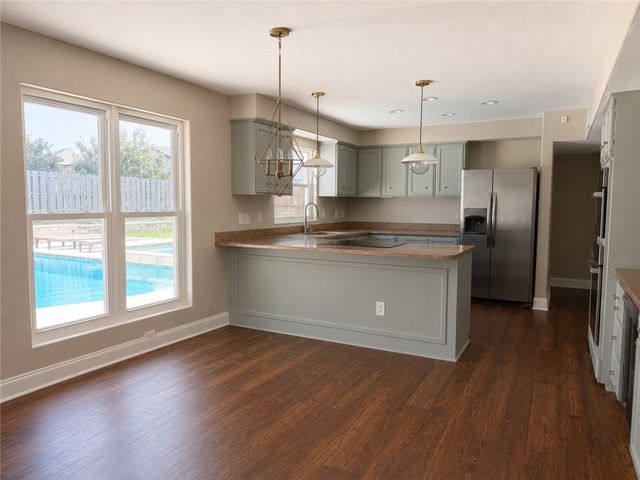 5502 Sarazen Dr, Corpus Christi, TX 78413