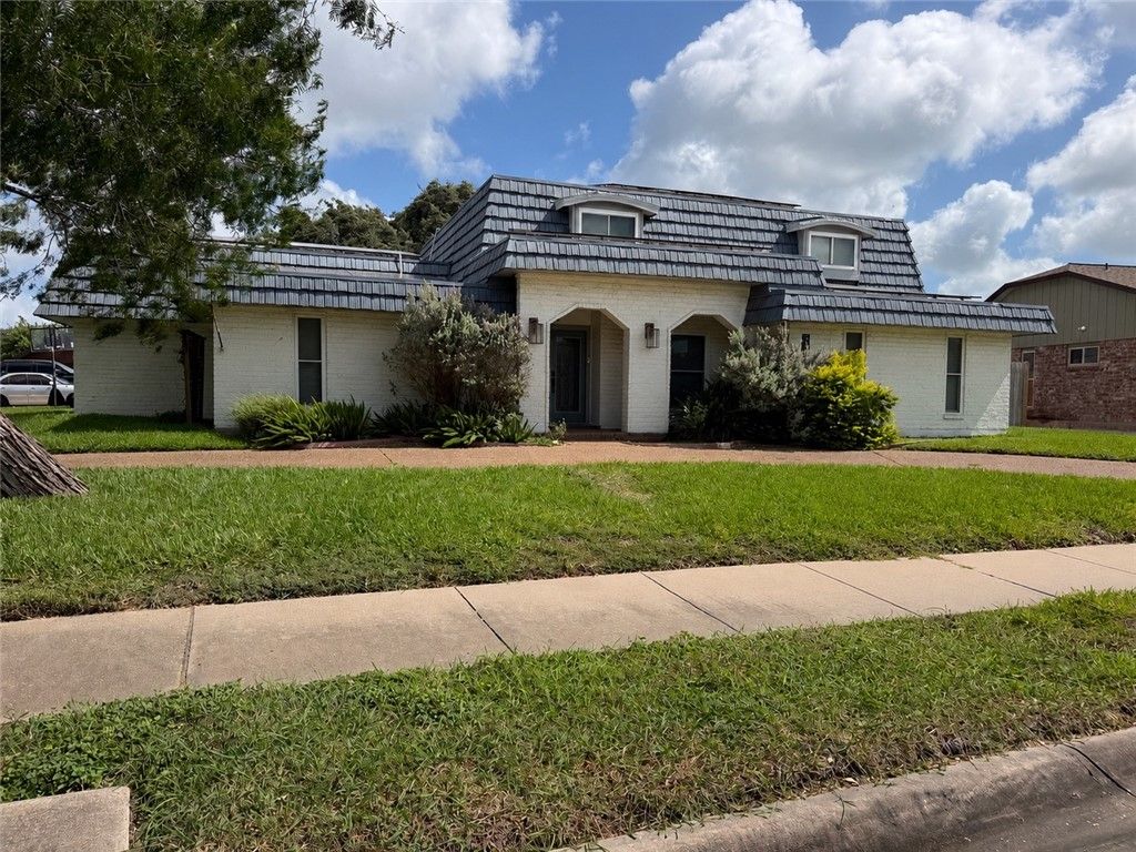5502 Sarazen Dr, Corpus Christi, TX 78413