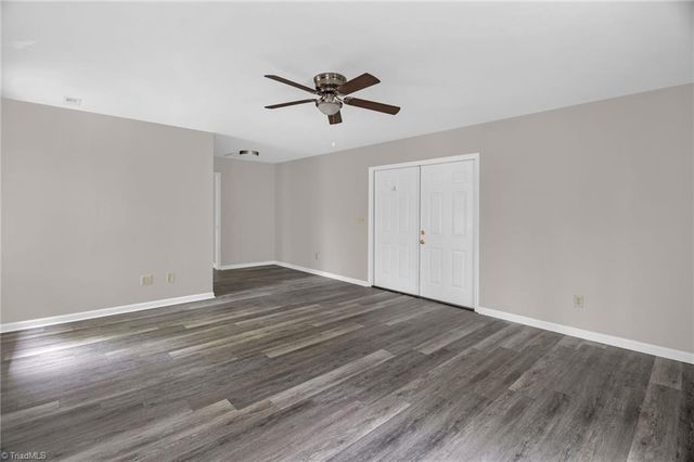 4002 Sourgum Court, Greensboro, NC 27410