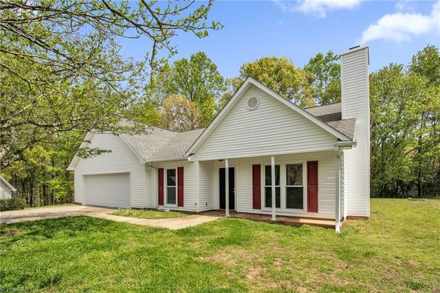4002 Sourgum Court, Greensboro, NC 27410