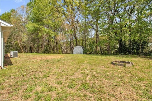 4002 Sourgum Court, Greensboro, NC 27410