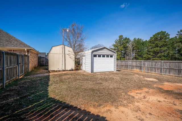 1308 Oakwood Lane, Kilgore, TX 75662