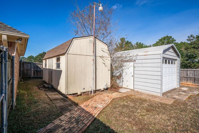 1308 Oakwood Lane, Kilgore, TX 75662