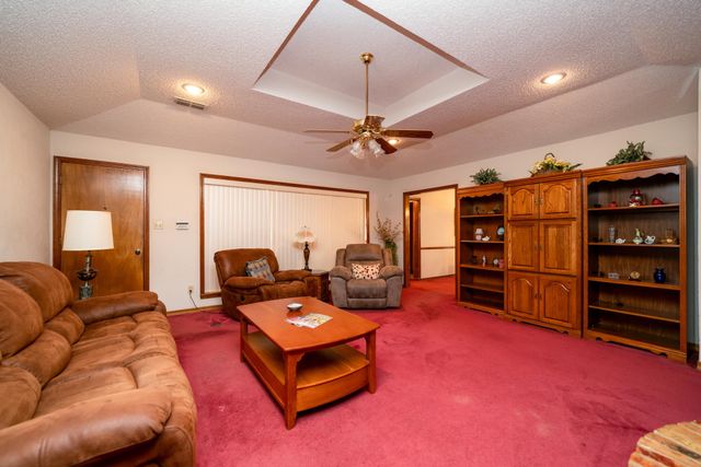 1308 Oakwood Lane, Kilgore, TX 75662