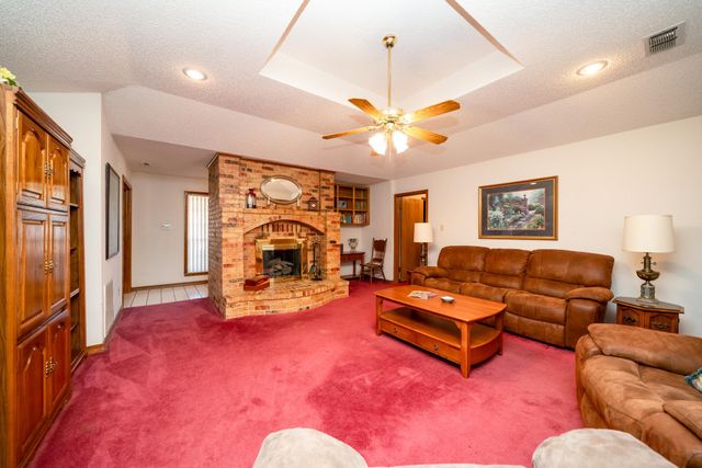 1308 Oakwood Lane, Kilgore, TX 75662