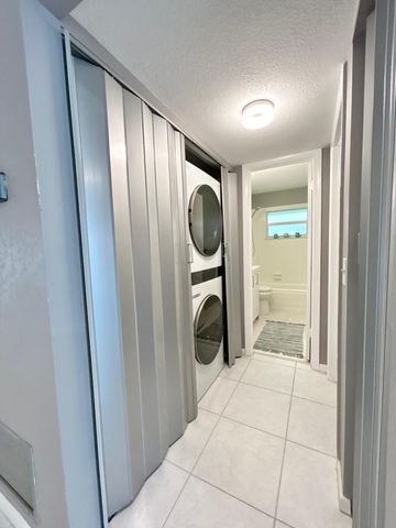617 Laconia Circle B, Lake Worth, FL 33467