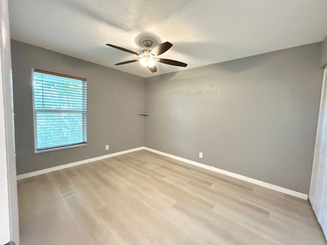 617 Laconia Circle B, Lake Worth, FL 33467