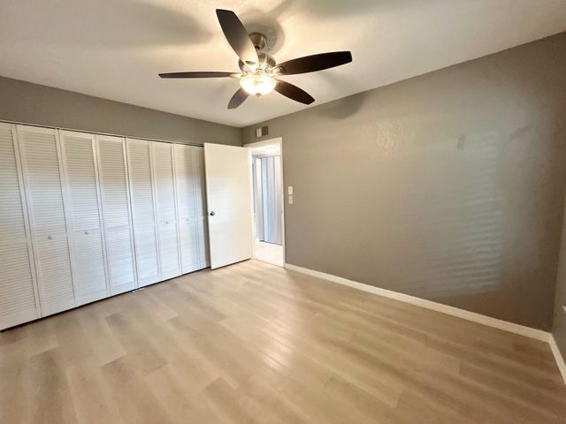 617 Laconia Circle B, Lake Worth, FL 33467