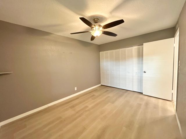 617 Laconia Circle B, Lake Worth, FL 33467