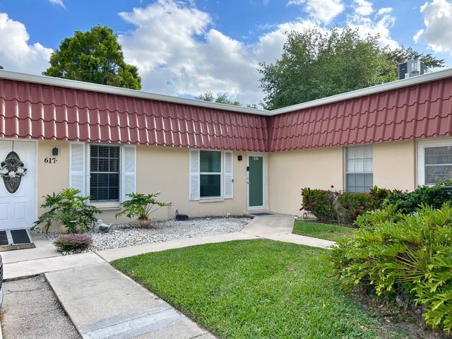 617 Laconia Circle B, Lake Worth, FL 33467