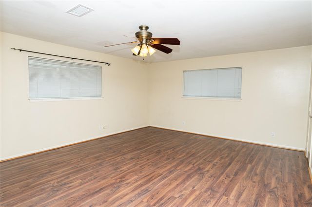 5407 Rutherglenn Drive, Houston, TX 77096