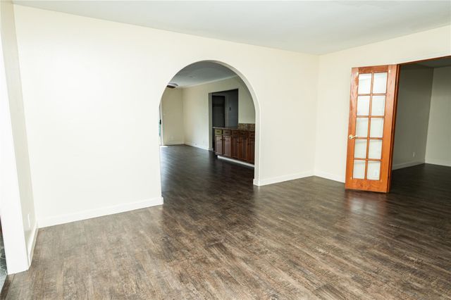 5407 Rutherglenn Drive, Houston, TX 77096