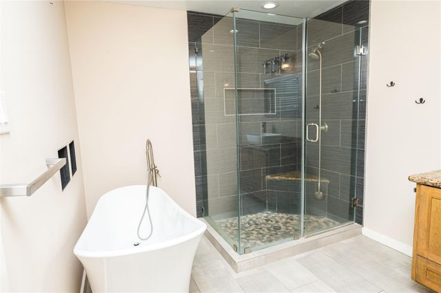 5407 Rutherglenn Drive, Houston, TX 77096