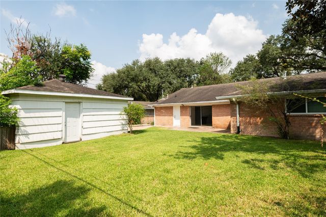 5407 Rutherglenn Drive, Houston, TX 77096