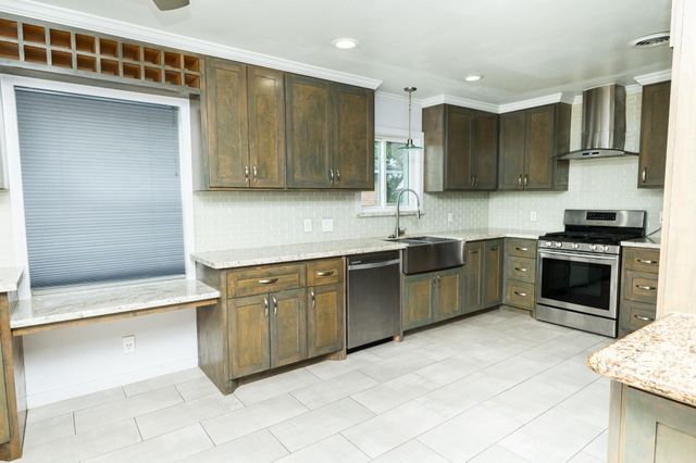 5407 Rutherglenn Drive, Houston, TX 77096