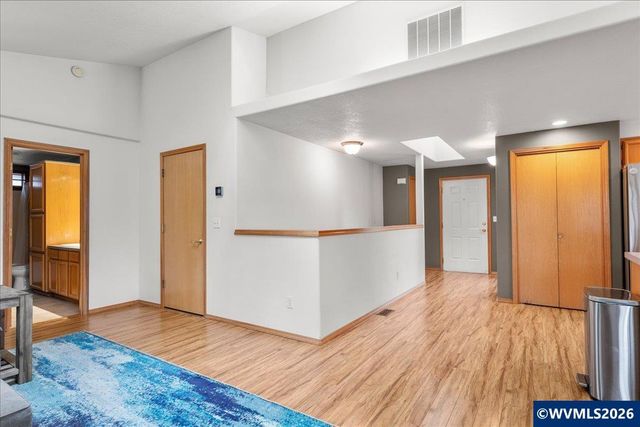 1064 Ashwood Ct SE, Salem, OR 97302