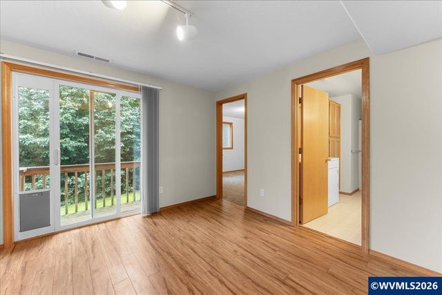 1064 Ashwood Ct SE, Salem, OR 97302