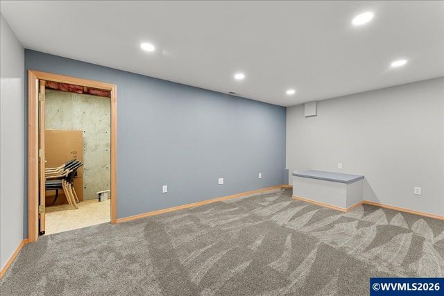 1064 Ashwood Ct SE, Salem, OR 97302