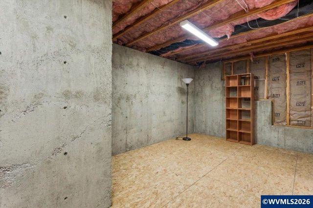 1064 Ashwood Ct SE, Salem, OR 97302