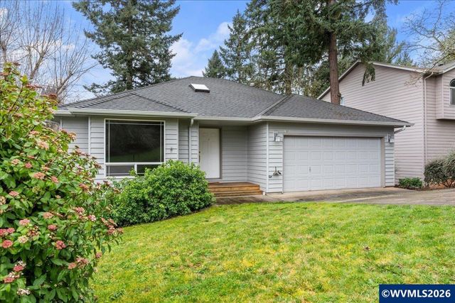 1064 Ashwood Ct SE, Salem, OR 97302