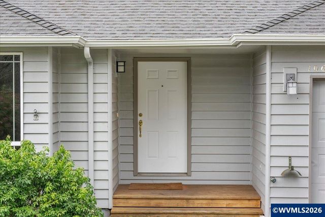 1064 Ashwood Ct SE, Salem, OR 97302