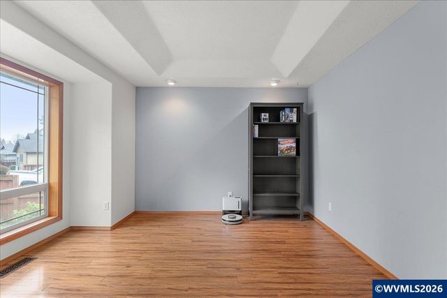 1064 Ashwood Ct SE, Salem, OR 97302