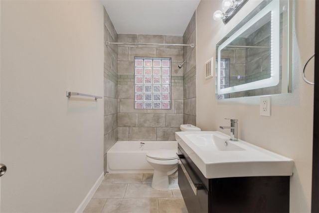 1215 W Gray Street 1, Houston, TX 77019