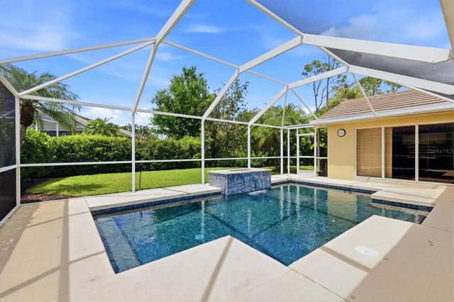 8412 MISTY MORNING COURT, Lakewood Ranch, FL 34202