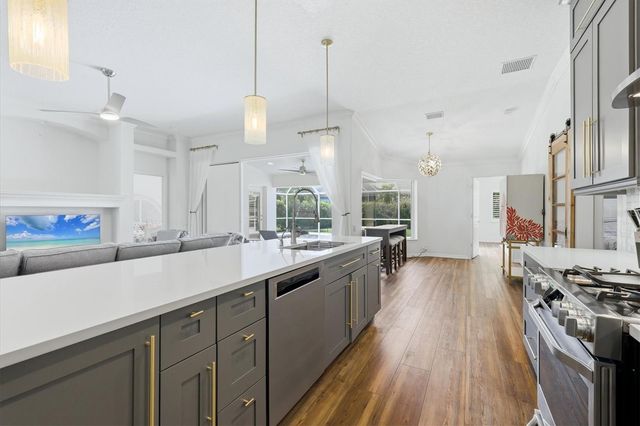 8412 MISTY MORNING COURT, Lakewood Ranch, FL 34202