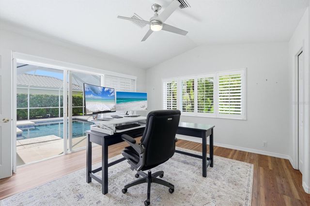 8412 MISTY MORNING COURT, Lakewood Ranch, FL 34202