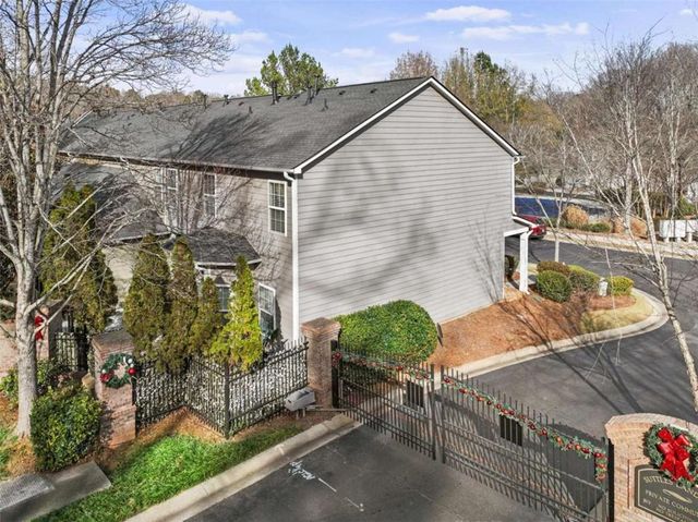 7200 Suttles SW Drive, South Fulton, GA 30331