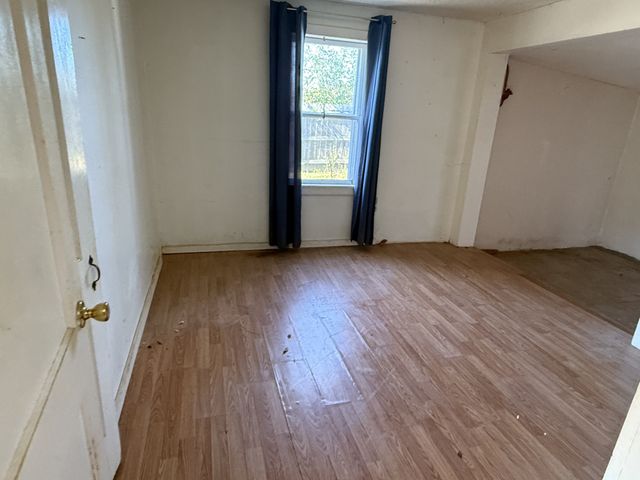 1025 Smith Ave, Hohenwald, TN 38462