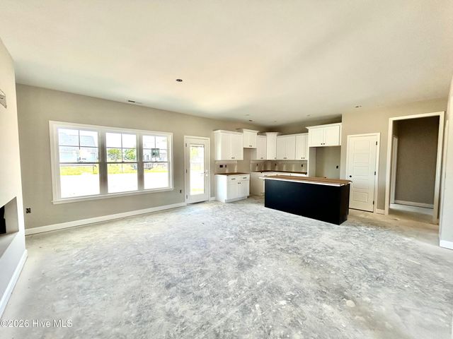 3731 Chatsworth Drive, La Grange, NC 28551