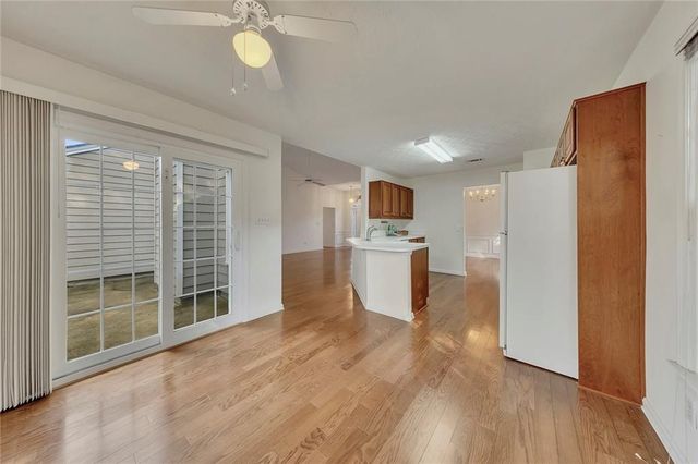 522 Huntgate Road, Woodstock, GA 30189