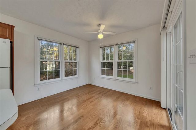 522 Huntgate Road, Woodstock, GA 30189