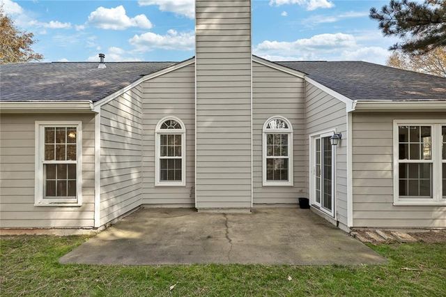 522 Huntgate Road, Woodstock, GA 30189