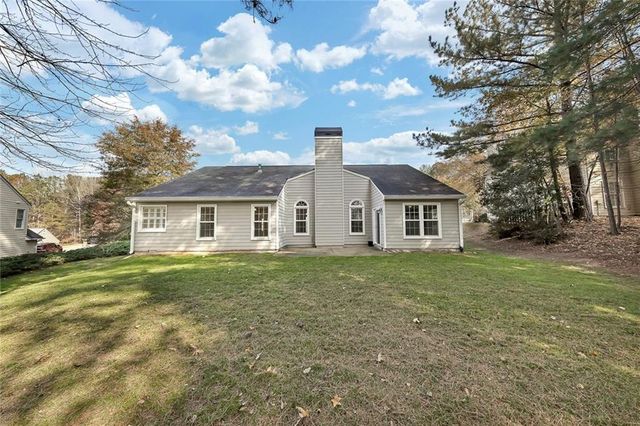 522 Huntgate Road, Woodstock, GA 30189