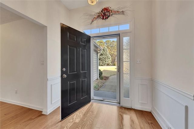 522 Huntgate Road, Woodstock, GA 30189