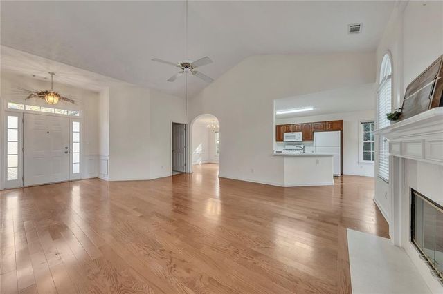 522 Huntgate Road, Woodstock, GA 30189