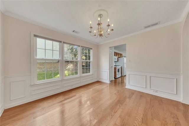 522 Huntgate Road, Woodstock, GA 30189