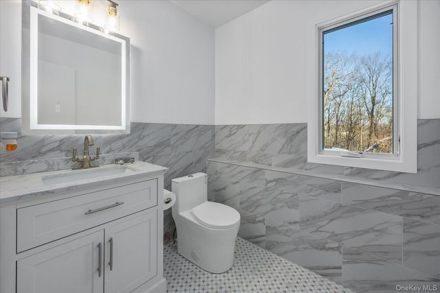 10 Rustling Lane, Bedford, NY 10506