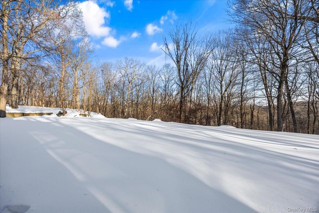 10 Rustling Lane, Bedford, NY 10506